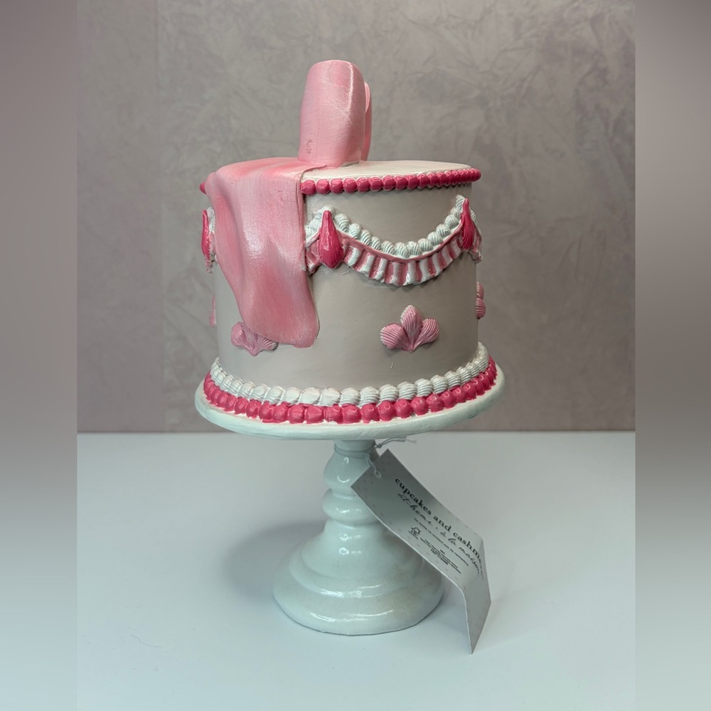 Cupcakes and Cashmere Pink and White Decorative Cake with Bow - Picture 11 of 14